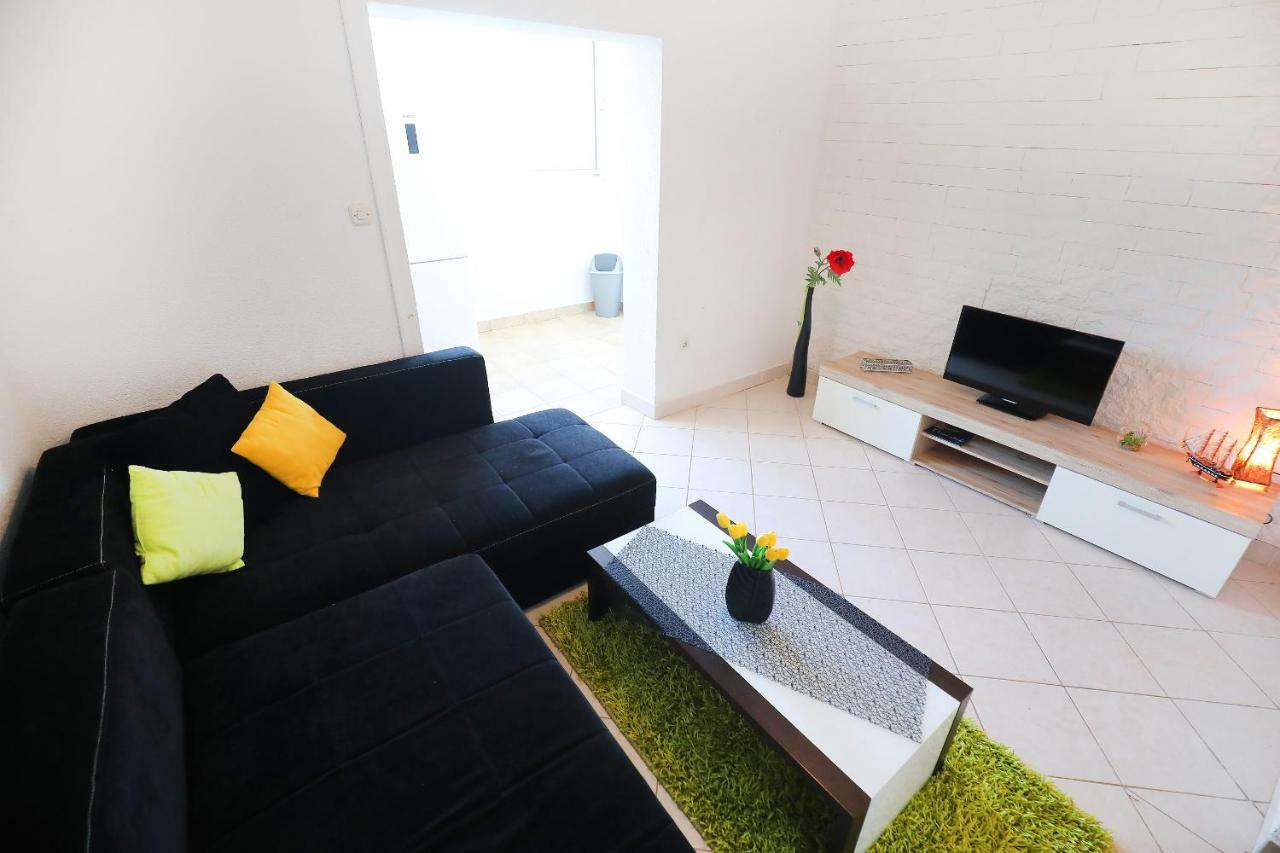 Apartments Savar - Ilo Brbinj Kültér fotó
