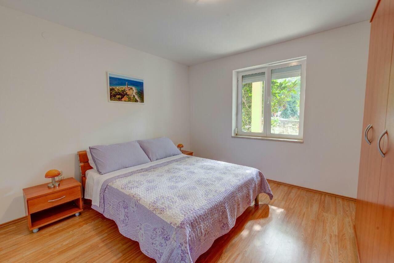 Apartments Savar - Ilo Brbinj Kültér fotó