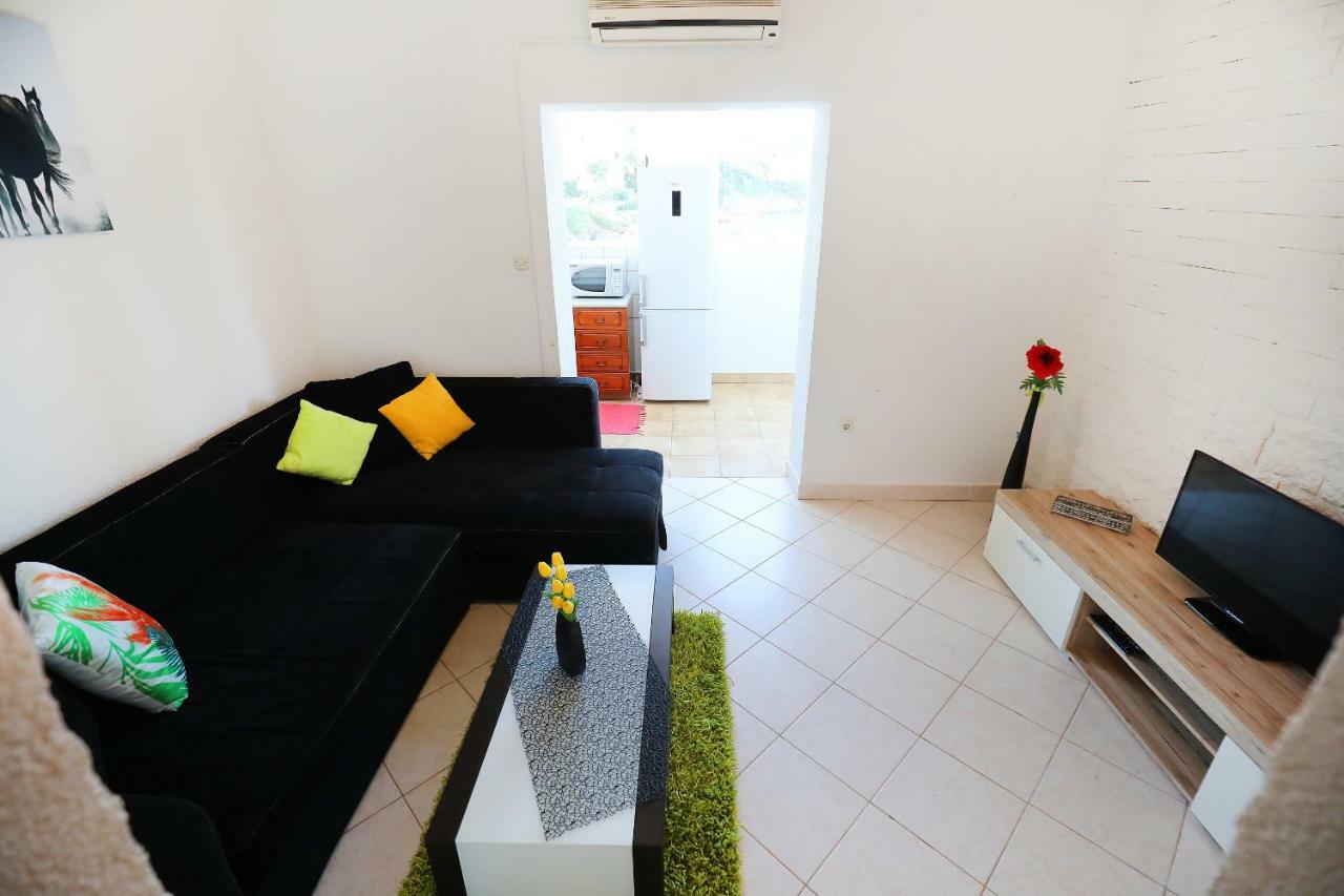 Apartments Savar - Ilo Brbinj Kültér fotó